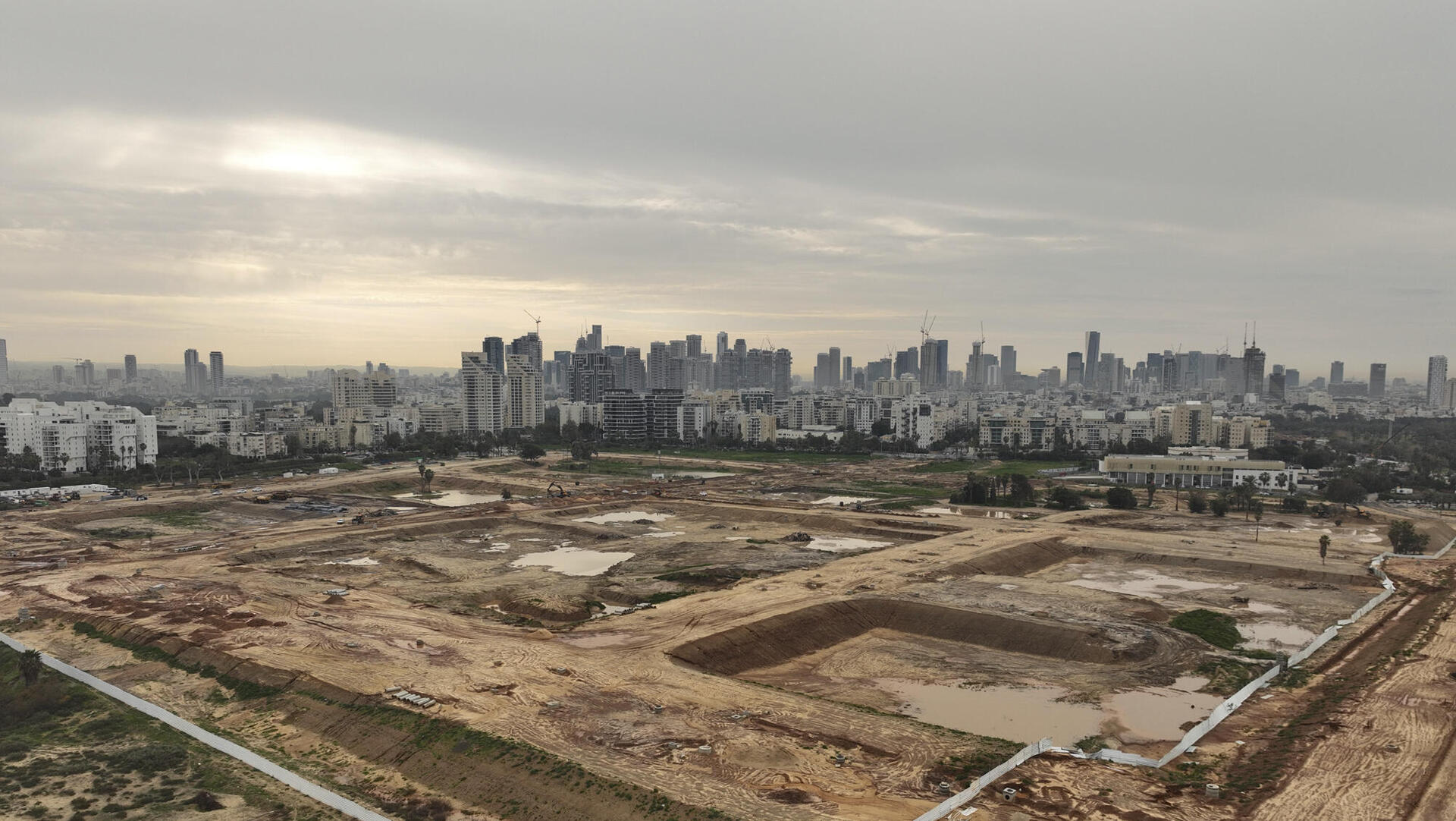 מתחם שדה דב שטח בנייה 