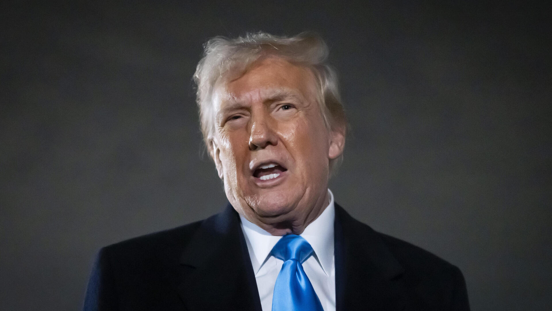 נשיא ארה"ב דונלד טראמפ בתדרוך לעיתונאים ב מרילנד 2.2.25