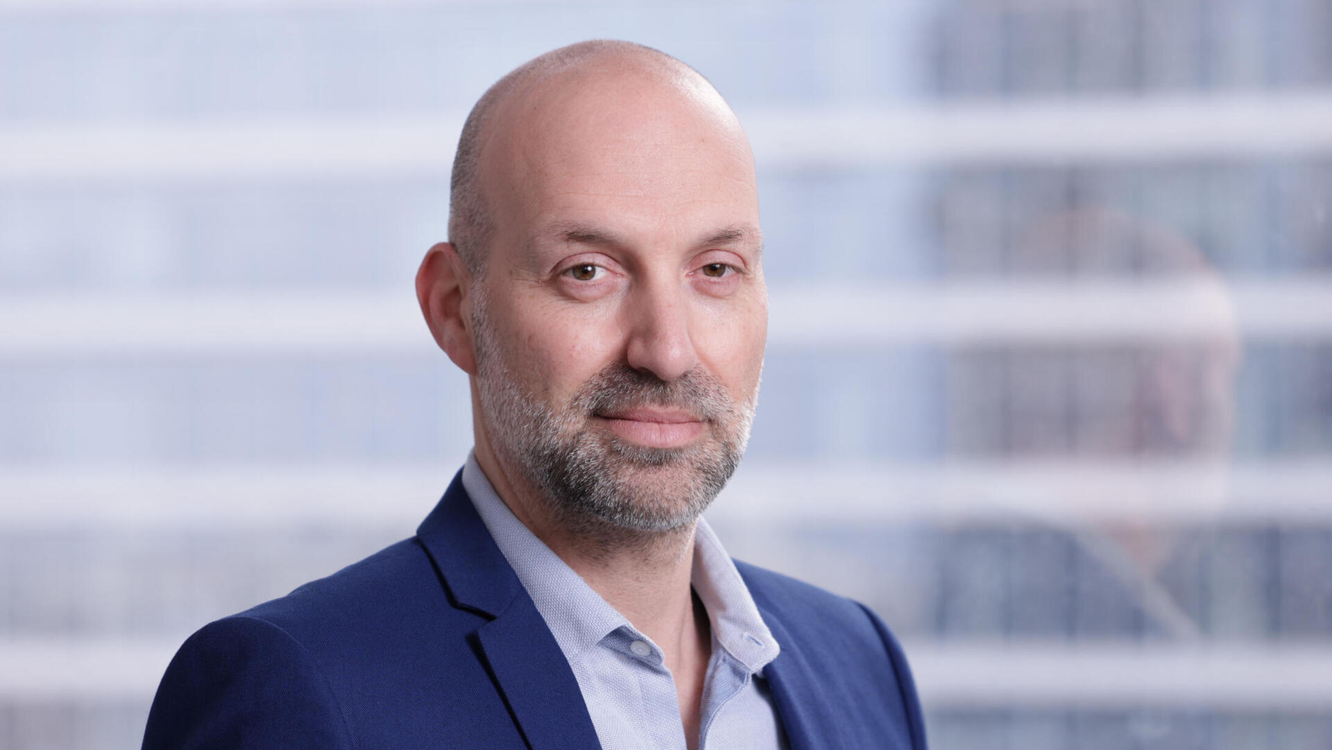 אורי תובל מנכ"ל תובל בית השקעות ויו"ר קרן הגידור אלמנדה קפיטל