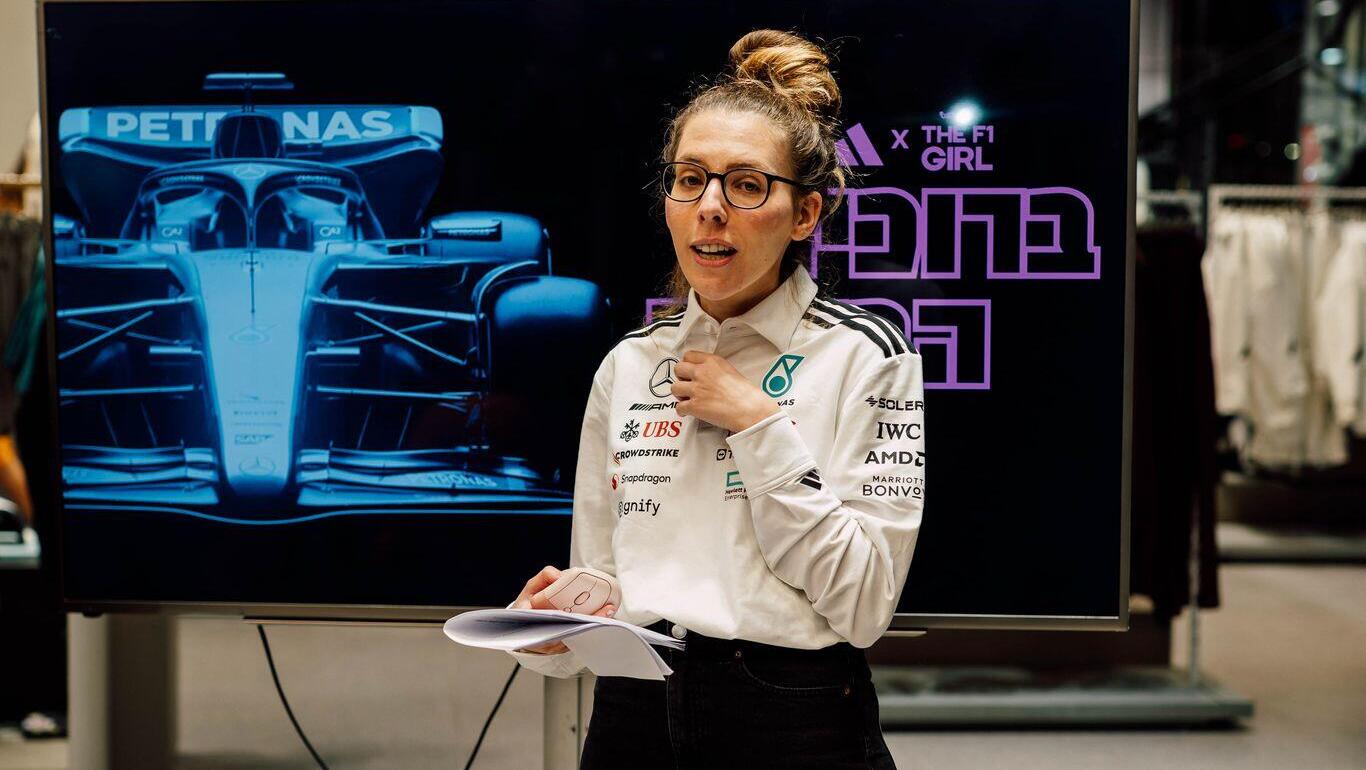 ליהי ברוש, המוכרת ברשתות בתור the f1 girl