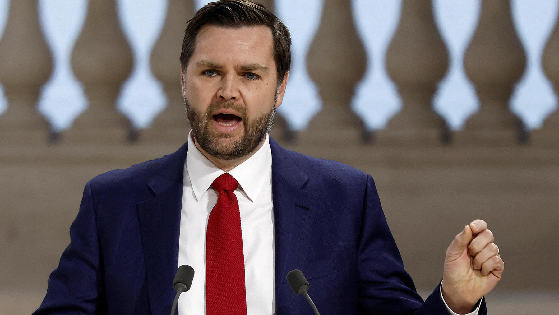 סגן נשיא ארה"ב ג'יי.די ואנס