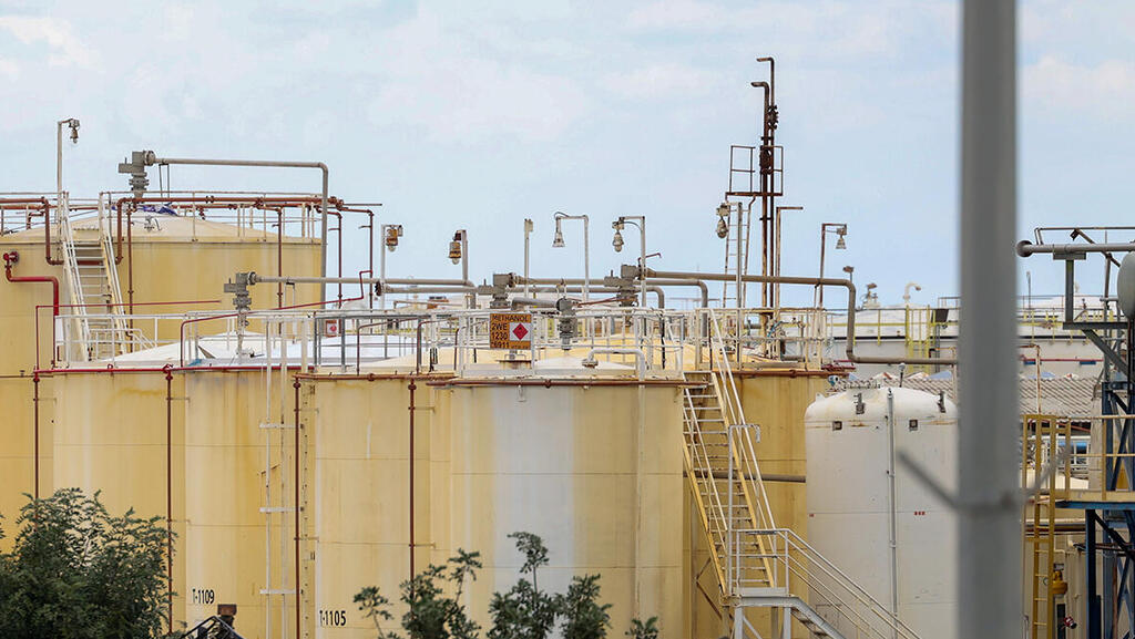 מפעל דור כימיקלים ב חיפה