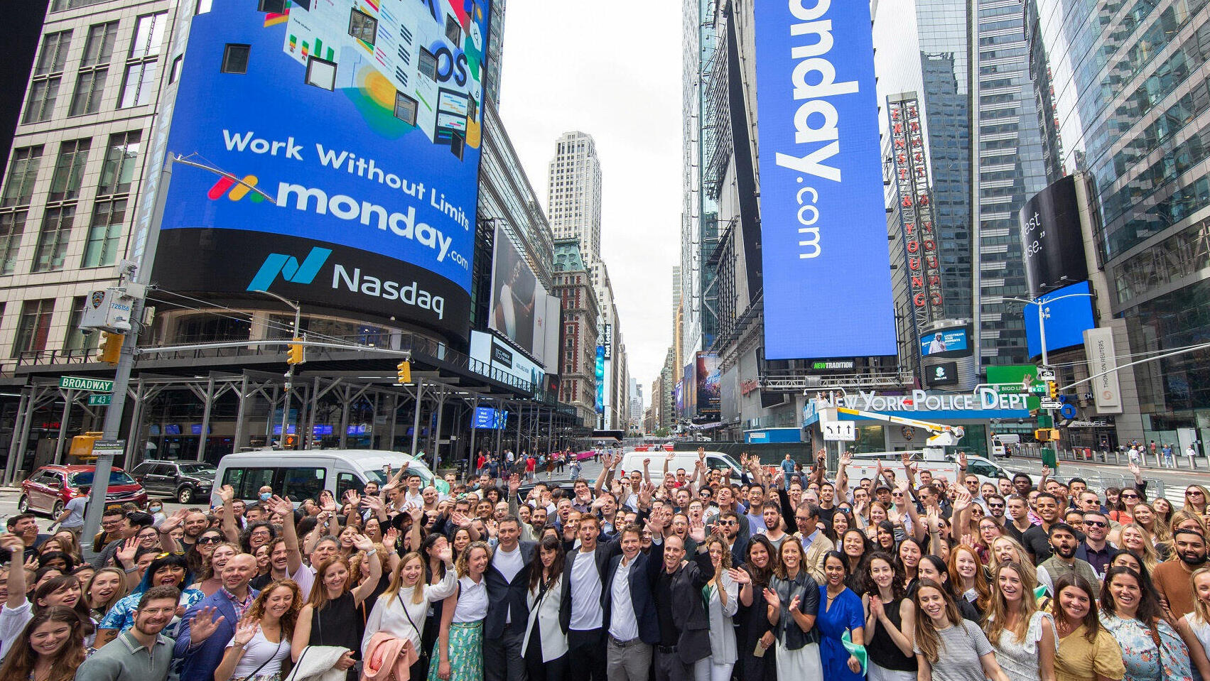 חגיגת פתיחת מסחר Monday.com מאנדיי נסאדק