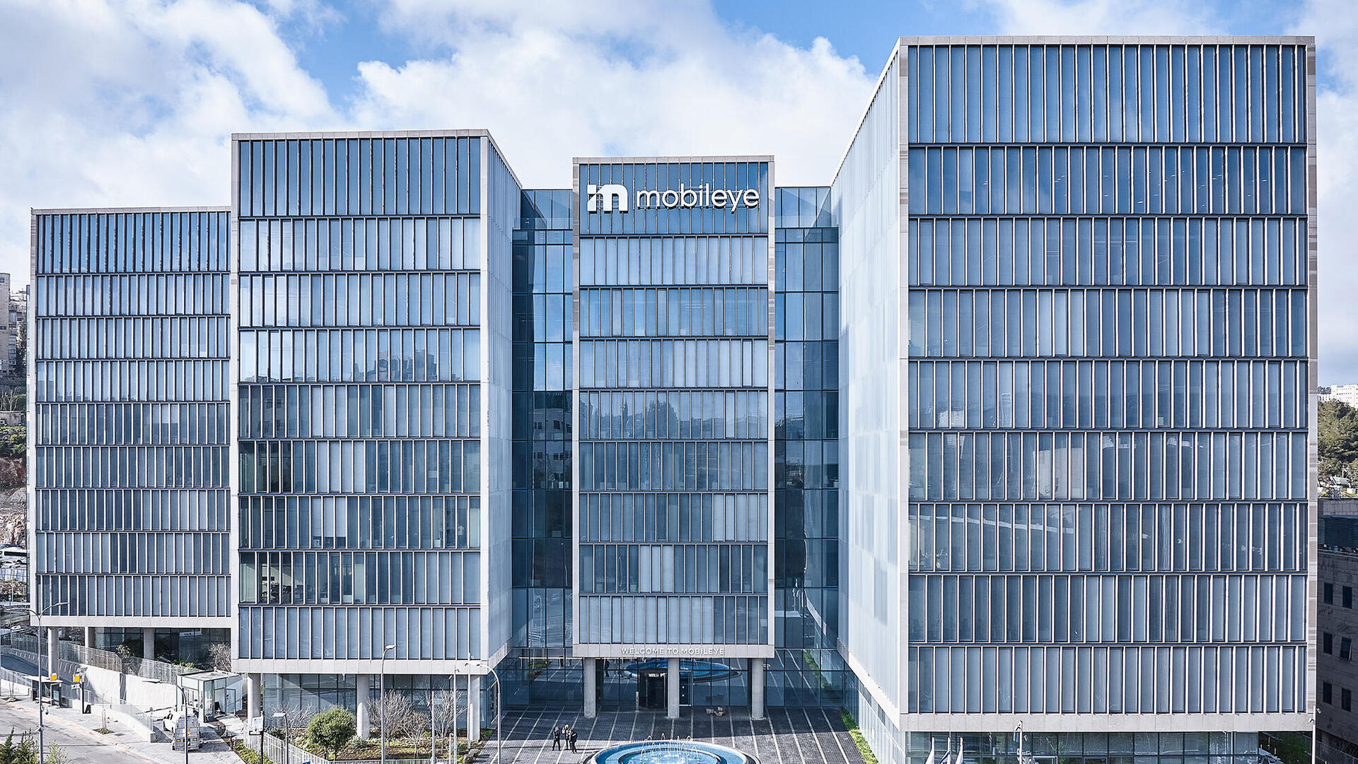 קמפוס מובילאיי הר חוצבים ירושלים