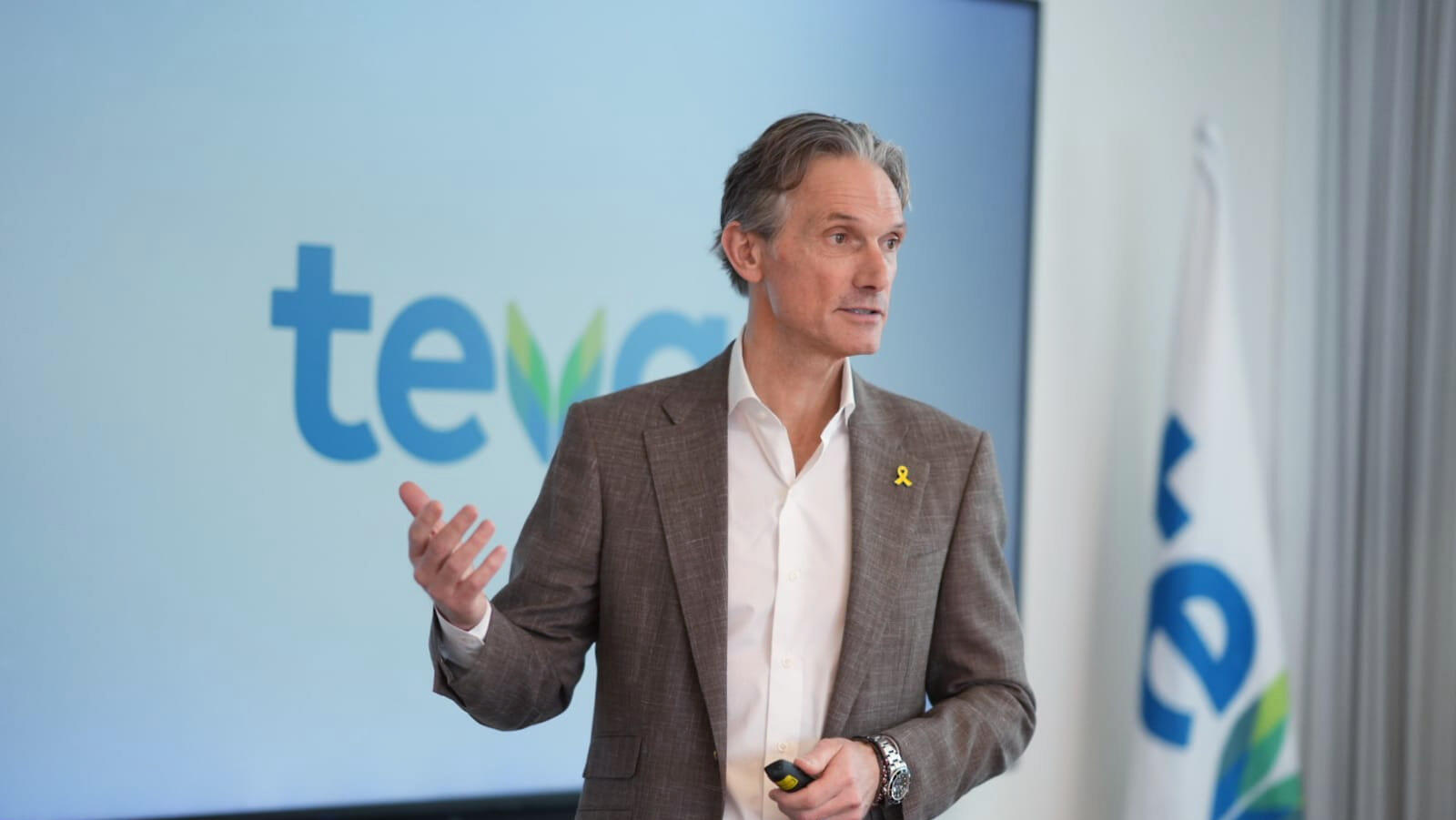  ריצ'רד פרנסיס  מפגש העיתונאים 