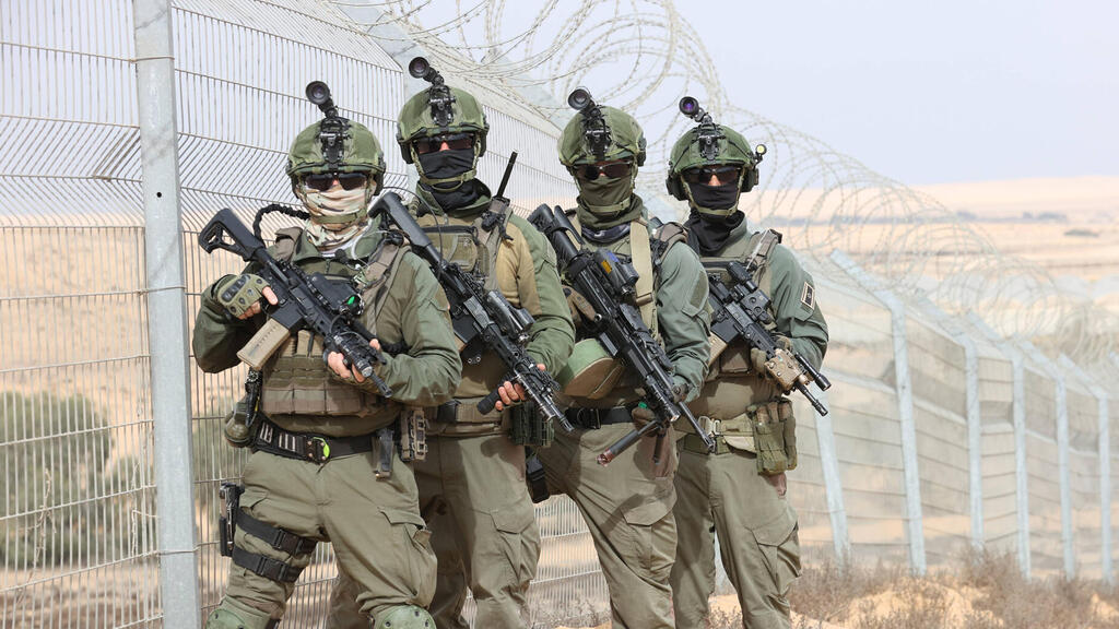 מילואימניקים (צילום: גדי קבלו ) מילואימניקים נספרו כ"ספקי שירותי ביטחון" ותרמו לצמיחה