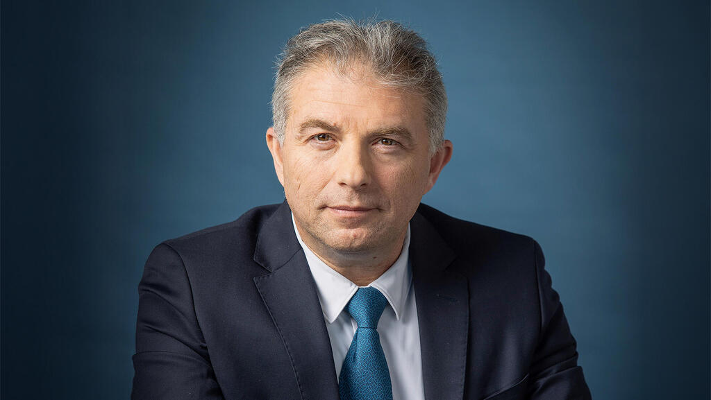 מגזין 100 משפיעים ומשפיעות 2025 המפקח על הבנקים דני חחיאשוילי