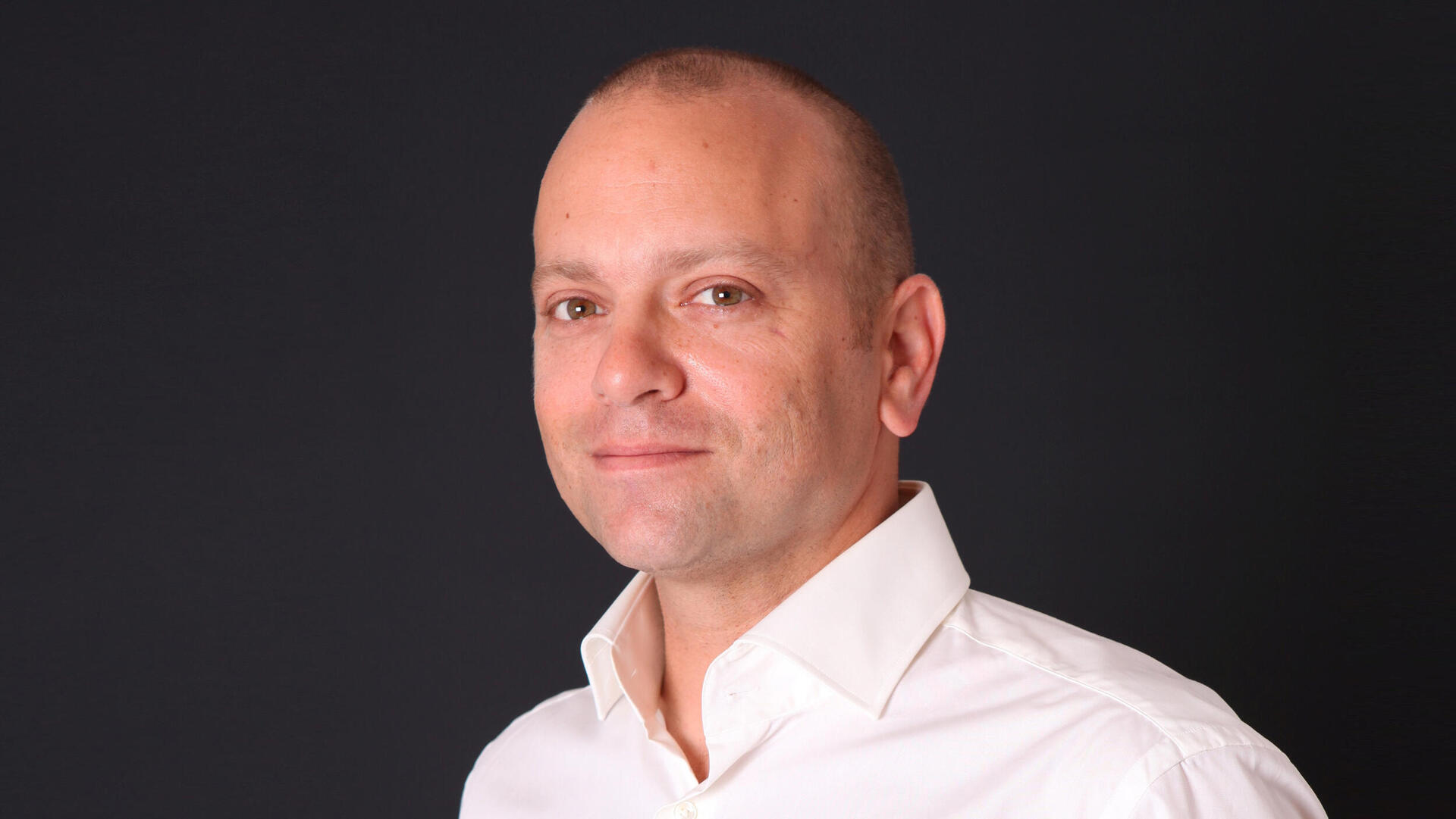 עדי דנה מנכ"ל אזורים הבא