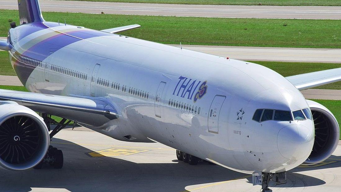 הקברניט מטוס גשם חורף מנוע 4