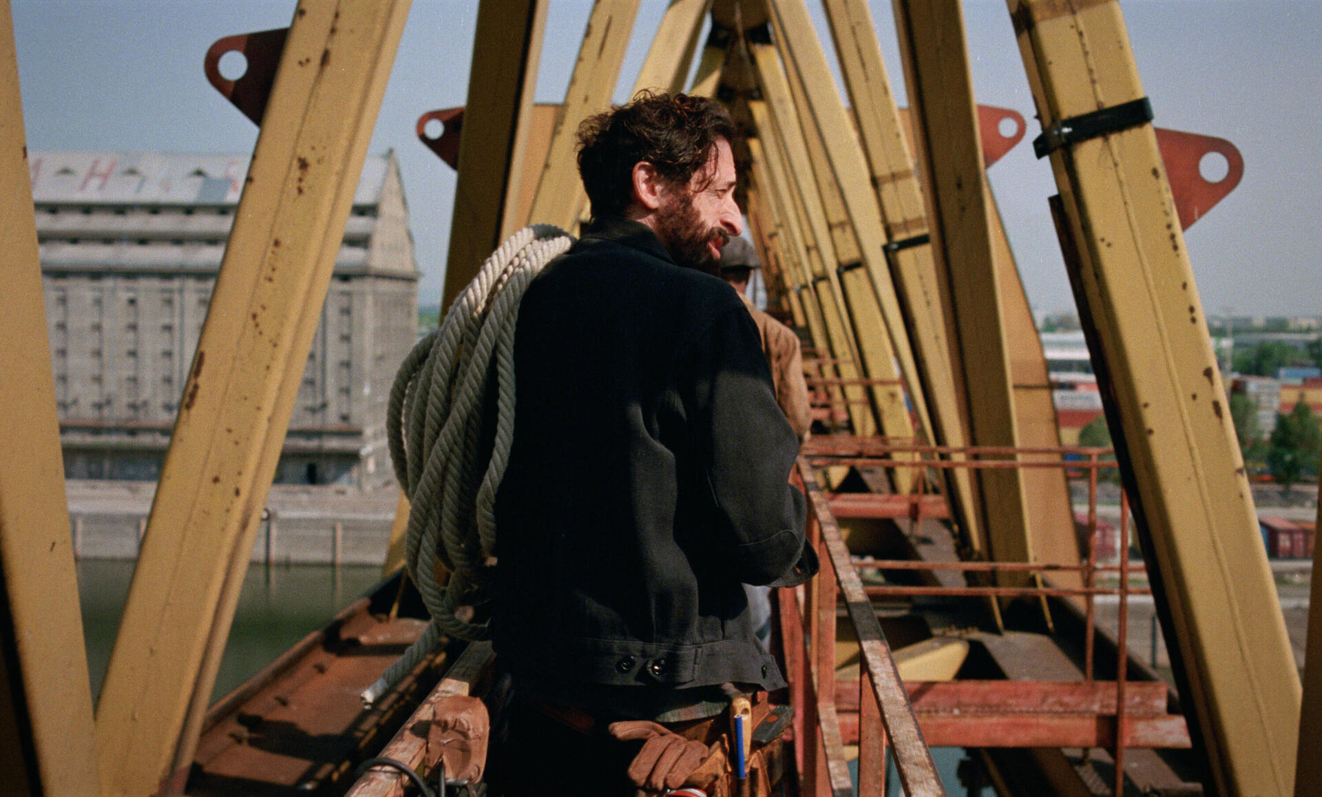 "הברוטליסט". האוסקרים לא יודעים להתמודד עם סרטים בסדר הגודל הזה