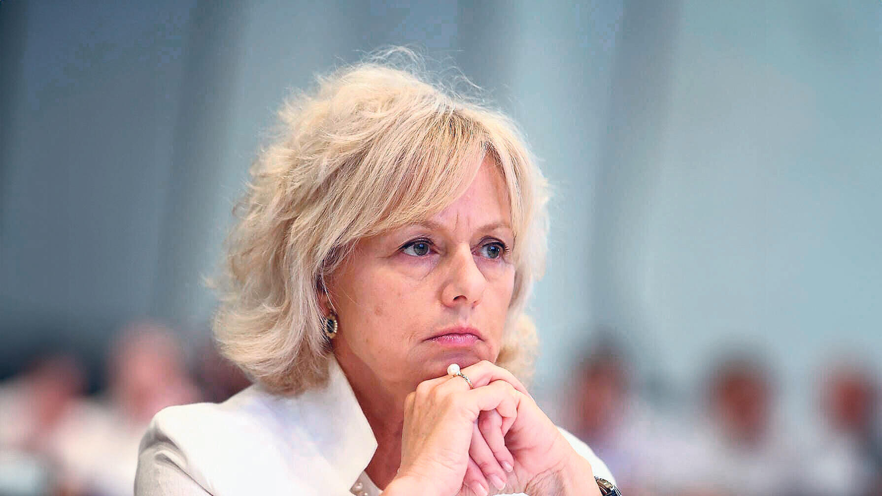 מגזין נשים - גלי בהרב מיארה היועצת המשפטית לממשלה