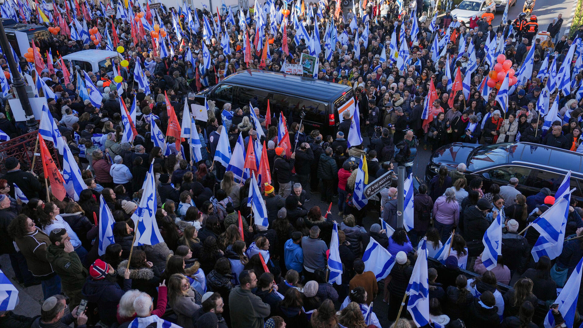 מתוך מסע ההלוויה של משפחת ביבס 26.2.2025