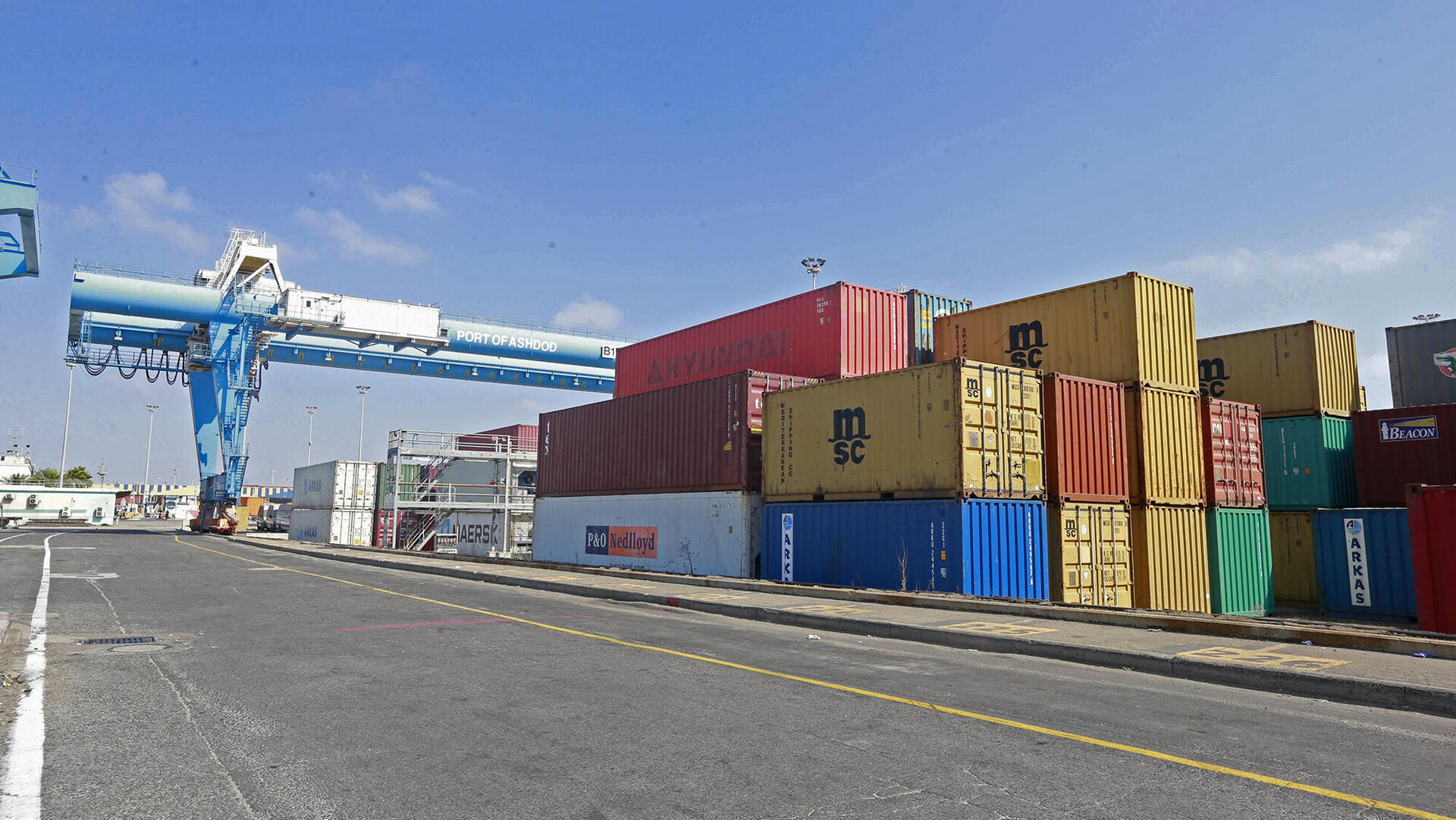 מכולות ב נמל אשדוד