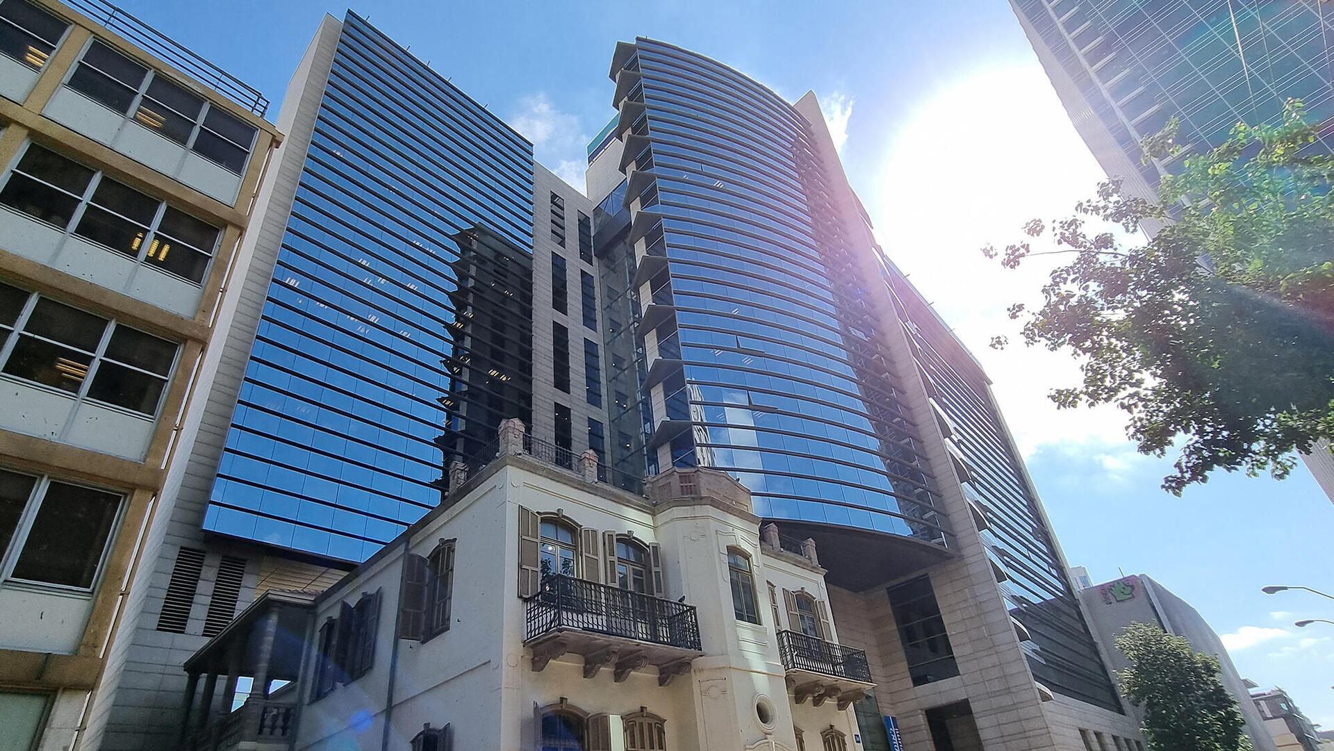 בית מאני ברחוב יהודה הלוי תל אביב