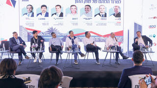 פאנל דן קצ'נובסקי , אלון טישלר , צחי אבו , ערן קונפינו , ליאור פייס , אלי לוי ו גיל אברהמי