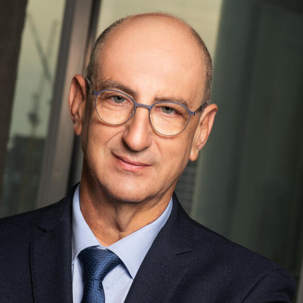 עו"ד חמי לפידור