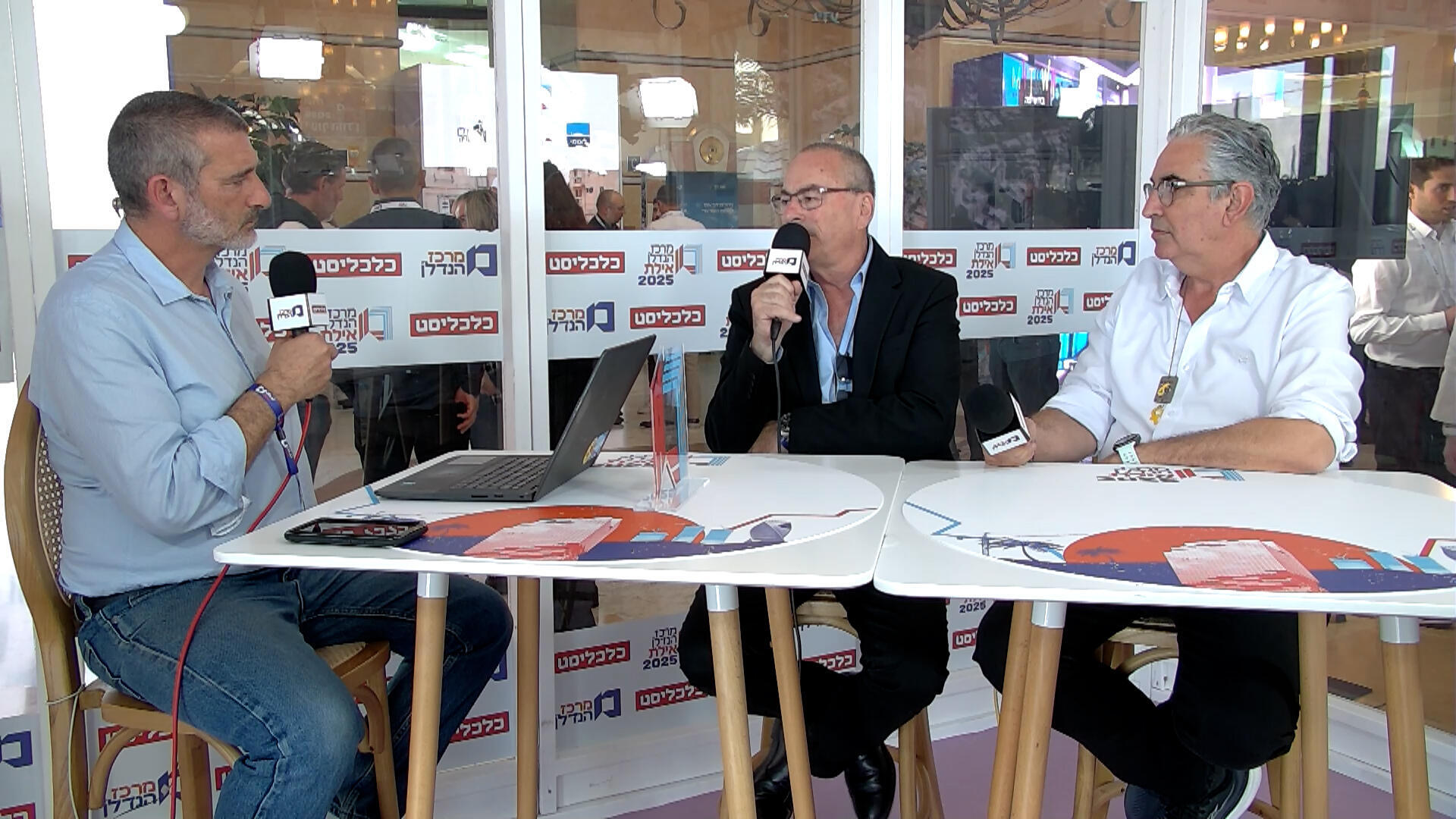 רוני בריק, נשיא התאחדות הקבלנים בוני הארץ, חיים ברוידא, ראש עיריית רעננה 