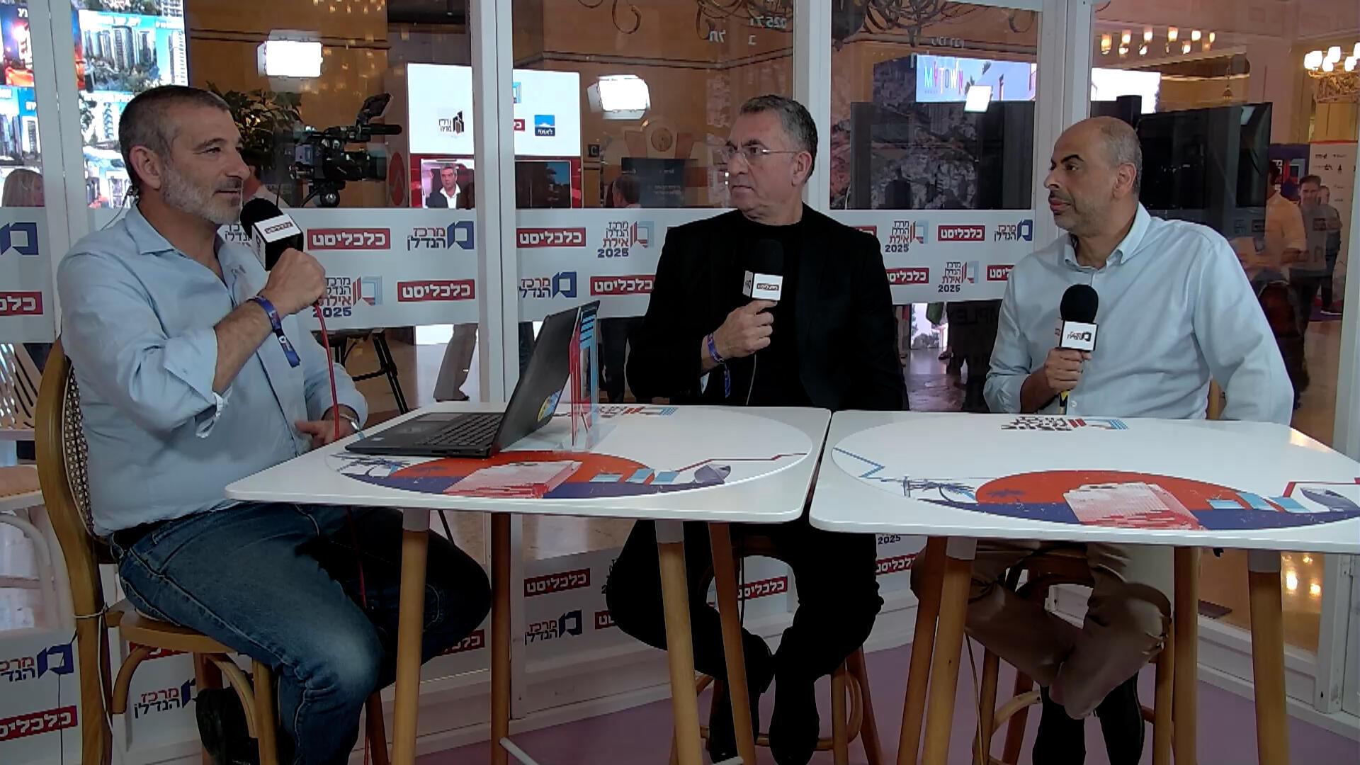 עו"ד נריה כהן, ראש מחלקת התחדשות עירונית, במשרד עו"ד פלס מוזר כהן, גבי גאון, ראש המועצה המקומית מזכרת בתיה