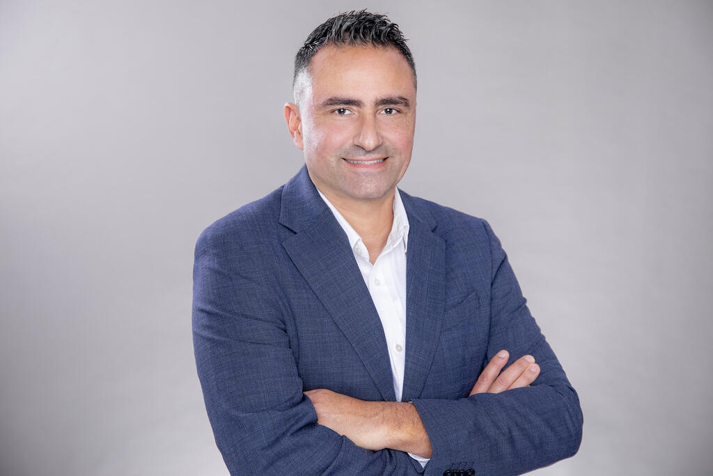 כפיר רמז, מנהל אגף ניהול הסניפים בחטיבה הקמעונאית בבנק הפועלים