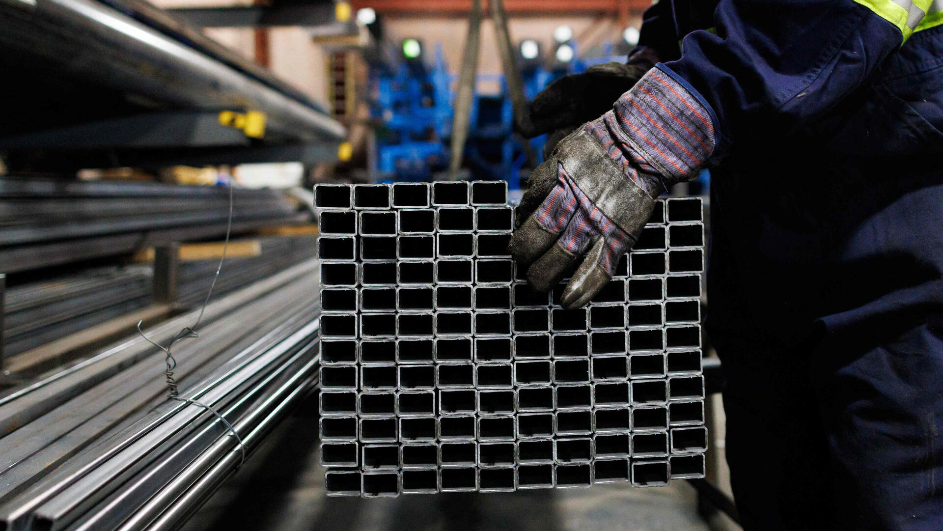 מפעל פלדה טורונטו קנדה 11.2.25