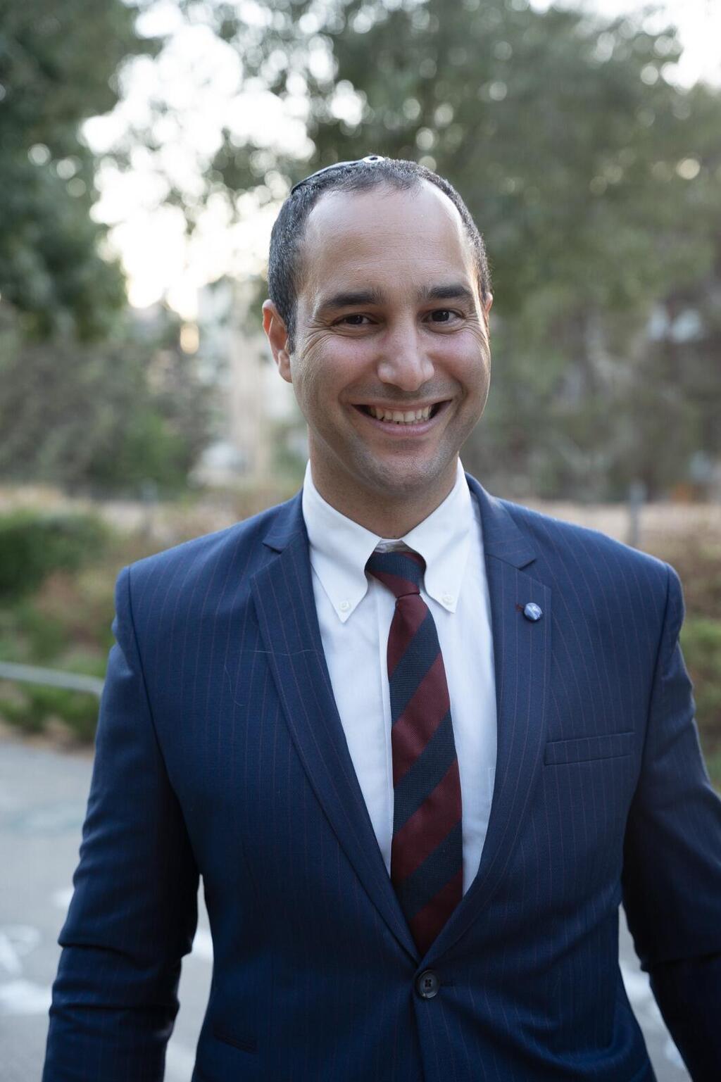 עו"ד מתן אלקיים