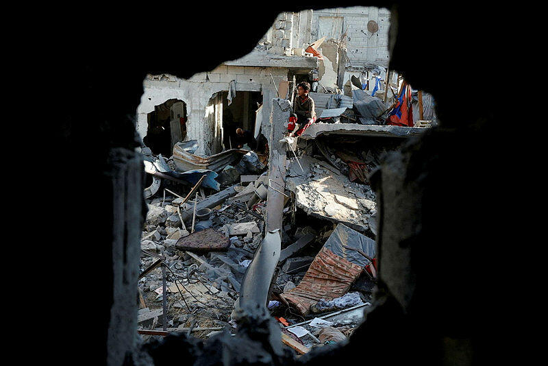 הרס בחאן יונס (צילום: REUTERS/Hatem Khaled) הרס ב חאן יונס רצועת עזה לאחר חידוש ההתקפות של צה"ל מלחמה בעזה 18.3.25
