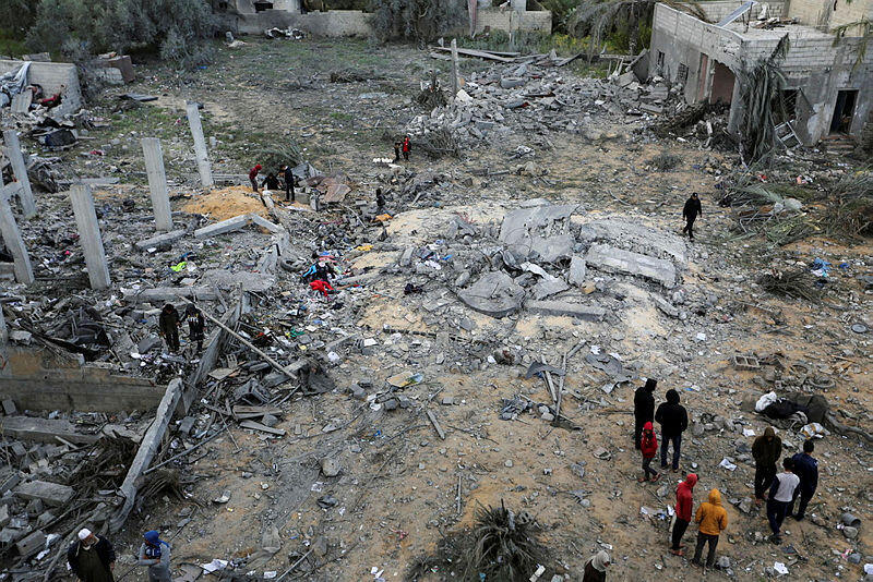 הריסות בחאן יונס (צילום: REUTERS/Hatem Khaled) הריסות ב חאן יונס רצועת עזה מלחמה בעזה 20.3.25