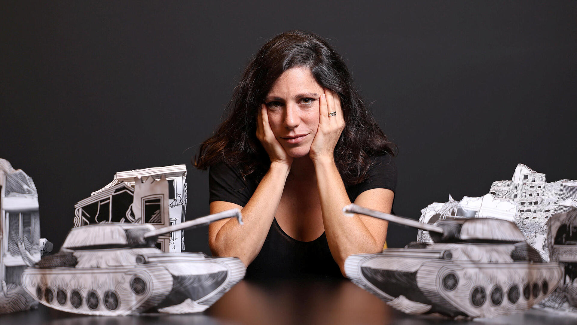 השחקנית והמחזאית דנה קיילה פנאי