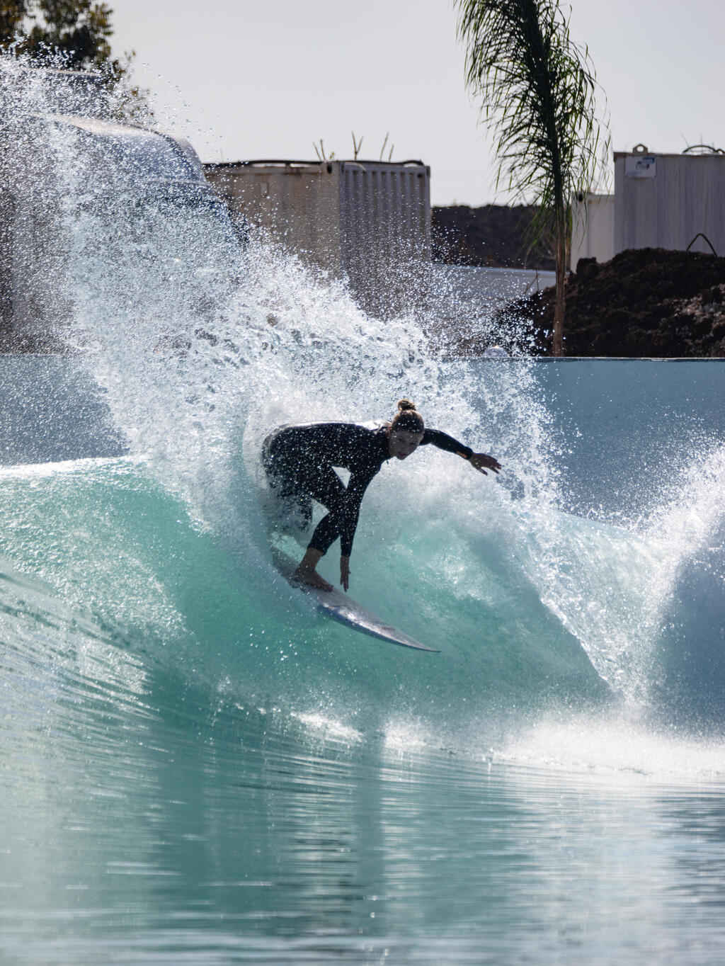 ענת ליליאור בפארק. "בגלישה המחושבת, בלי הפקטור של הטבע והלא נודע, יש דברים כייפים ויש דברים משעממים, אבל דווקא העובדה שהכל צפוי מתגמלת מאוד