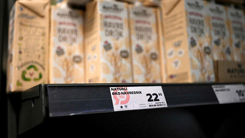 רשת השיווק Netto ב דנמרק הוסיפה כוכב שחור כדי לסמן מוצרים המיוצרים באירופה ברקע מלחמת הסחר עם ארה"ב מכסים מכס מלחמת סחר