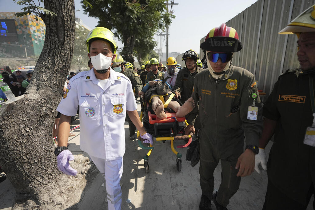 בנגקוק תאילנד נפגעים ב רעידת אדמה רעש אדצה 28.3.25