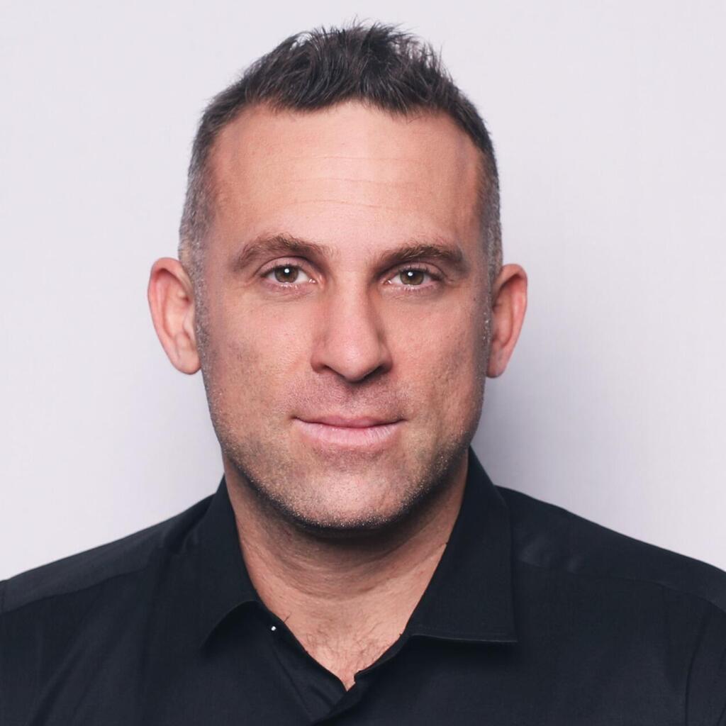 רו"ח חנן אהרנפלד משרד בייקר טילי