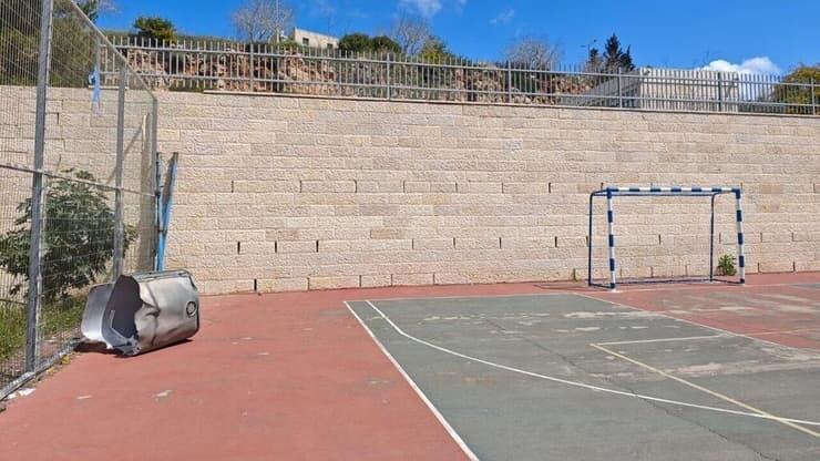 רסיס שנפל בבית ספר בצור הדסה