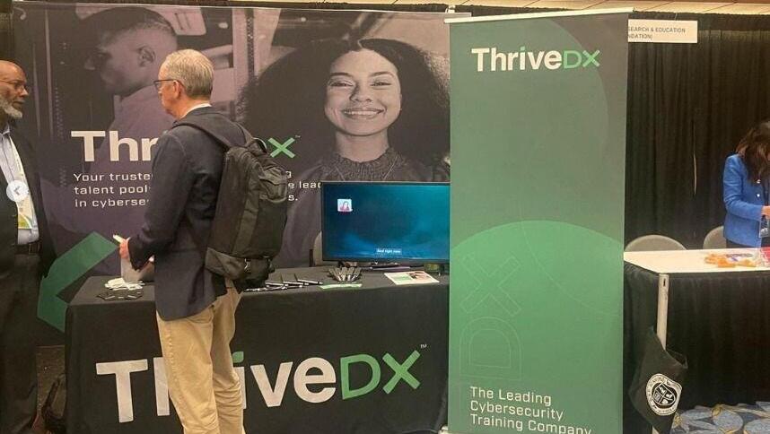 משרדי HackerUSA בארה"ב