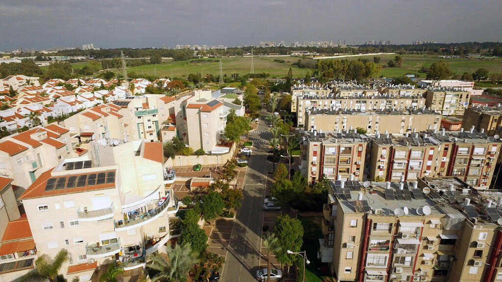 אור יהודה. מלבד מגורים מתוכננת גם תוספת של 260 אלף מ”ר של שטחי תעסוקה ומסחר (צילום: אוראל כהן) מראה כללי אור יהודה