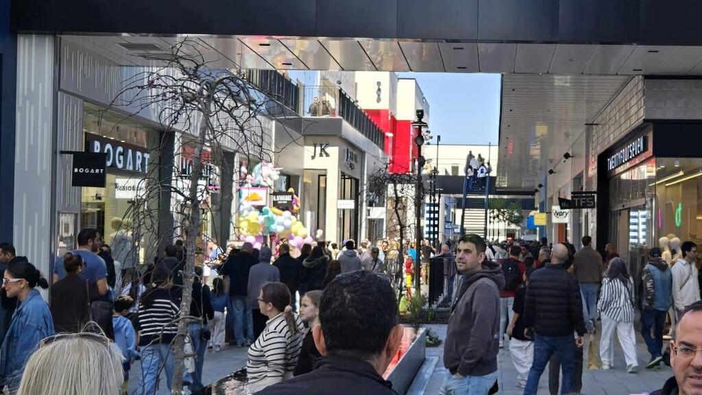 ביג פאשן גלילות בחודש הראשון מאז הפתיחה מרכז קניות פאוור סנטר