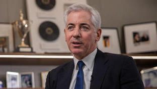 ביל אקמן (Photo: Jeenah Moon/Bloomberg) ביל אקמן מייסד ומנכ"ל של חברה לניהול קרנות גידור בשם פרשינג סקוור Capital Management