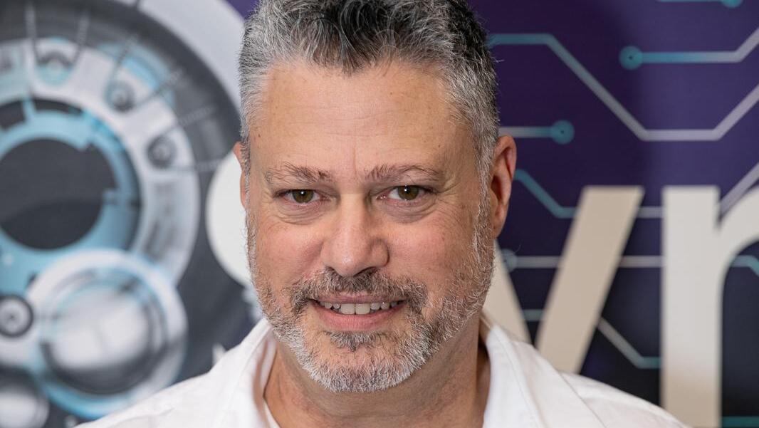 הראל רם מנכ"ל חברת Synergy7