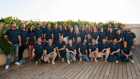 Anecdotes team. 