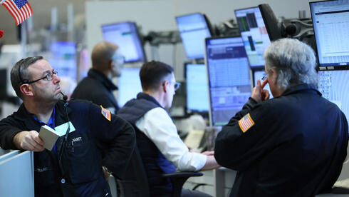 צילום: Michael M. Santiago/Getty Images/AFP וול סטריט לקראת פתיחה ירוקה אחרי הירידות בשישי; זינוק במחיר מתכת הכסף