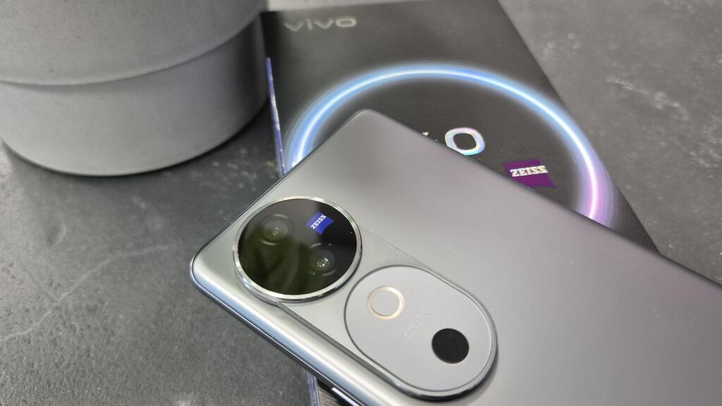 סמארטפון Vivo V40 מצלמה