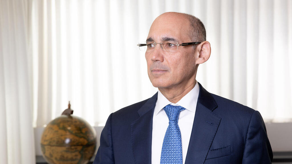 אמיר ירון. "הנושא עדיין בדיונים" (צילום: אלכס קולומויסקי) דוקטור אמיר ירון נגיד בנק ישראל