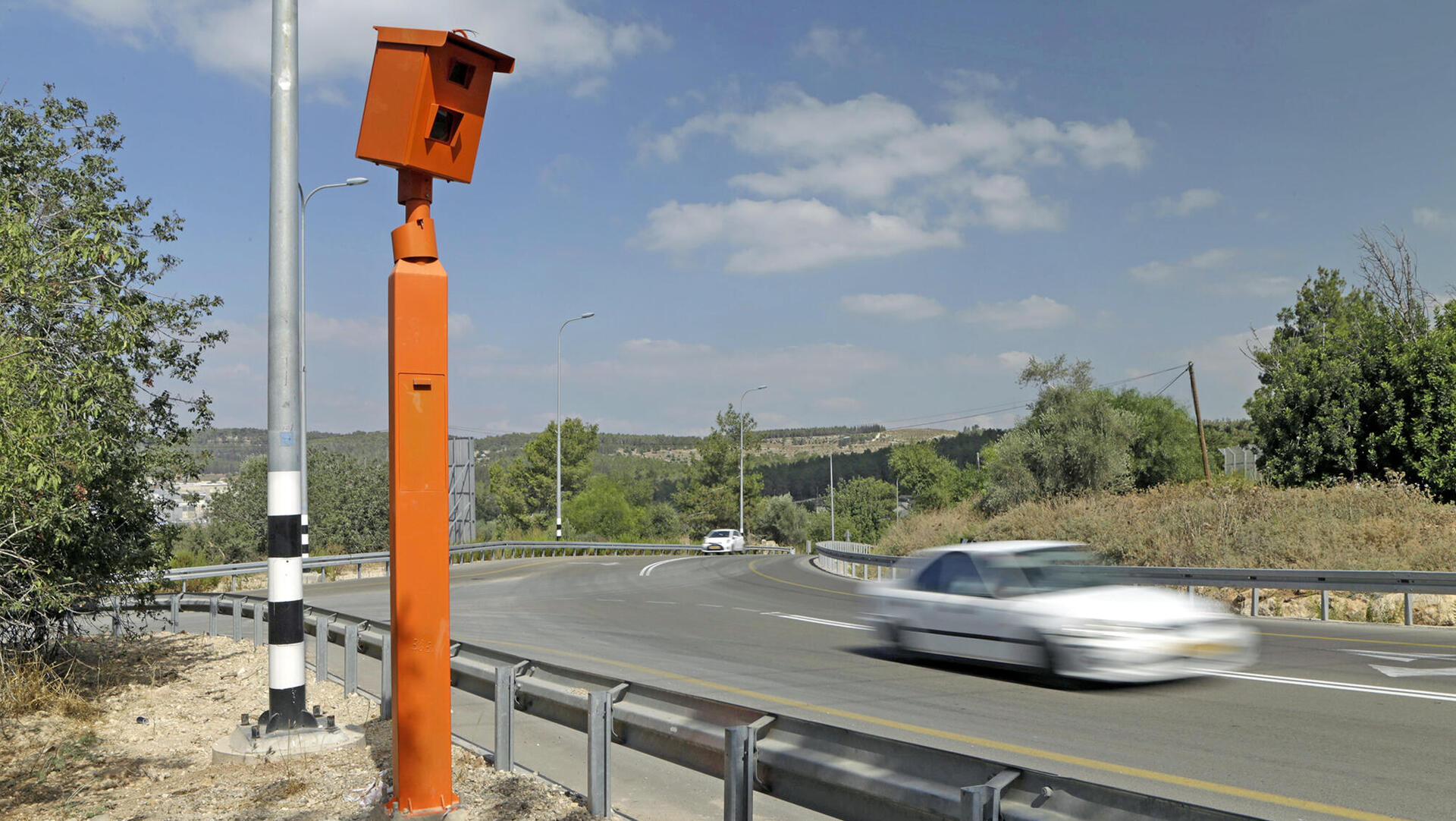 מצלמת מהירות א3