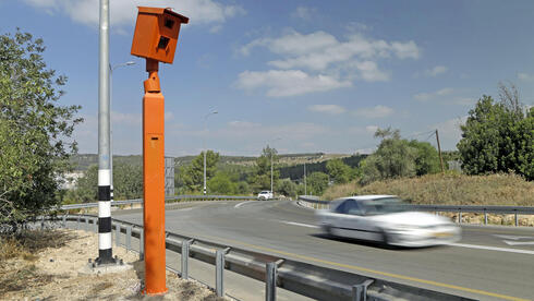 צילום: עמית שעל הדור הבא מתעכב, והמצלמות הכתומות ימשיכו לחלק דוחות