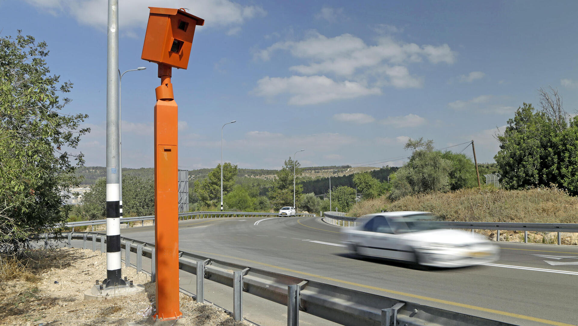 מצלמת מהירות א3