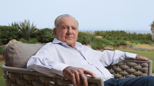 היזם מוריס קאהן, ממייסדי אמדוקס, נפטר הלילה בגיל 96