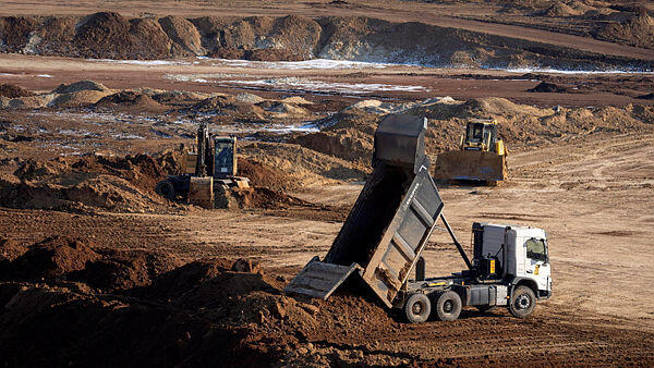 מכרה אילמניט ב אוקראינה