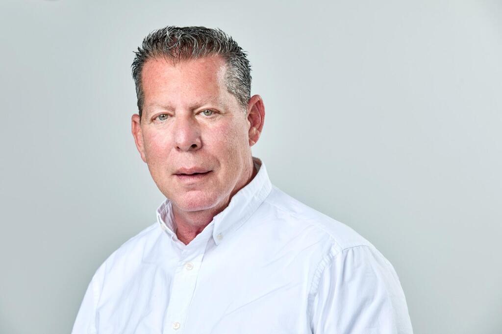 מיכאל לובושיץ, מנכ"ל קרפור (צילום: ינאי יחיאל) מיכאל לובושיץ, מנכ"ל קרפור