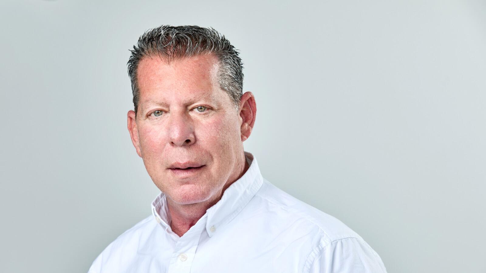 מיכאל לובושיץ, מנכ"ל קרפור