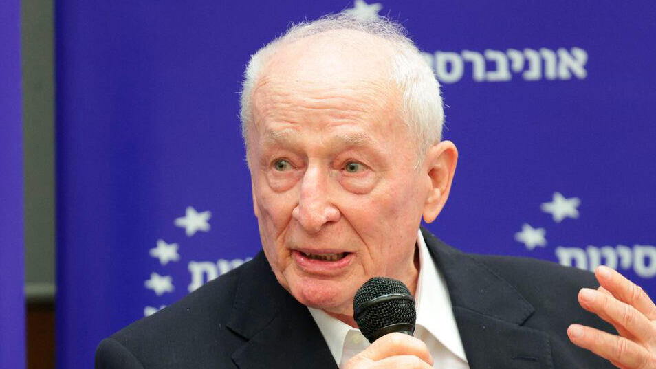 יהודה וינשטיין פאנל יועצים משפטיים באוניברסיטת רייכמן